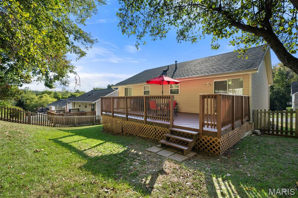 Fenton, Missouri 63026, United States, 3 Bedrooms Bedrooms, ,3 BathroomsBathrooms,Residential,Coming Soon,241696