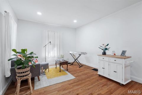 Tiny photo for 827 Cornell Avenue, Webster Groves, MO 63119 (MLS # 25065892)