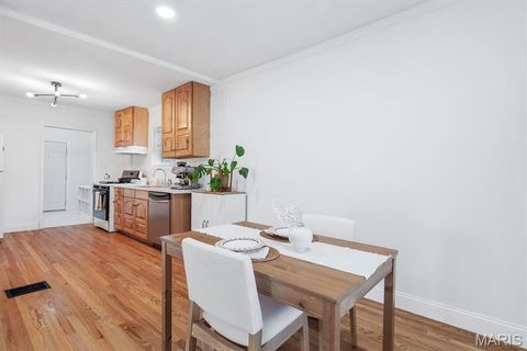 Tiny photo for 827 Cornell Avenue, Webster Groves, MO 63119 (MLS # 25065892)