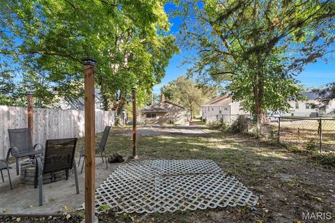 Tiny photo for 827 Cornell Avenue, Webster Groves, MO 63119 (MLS # 25065892)