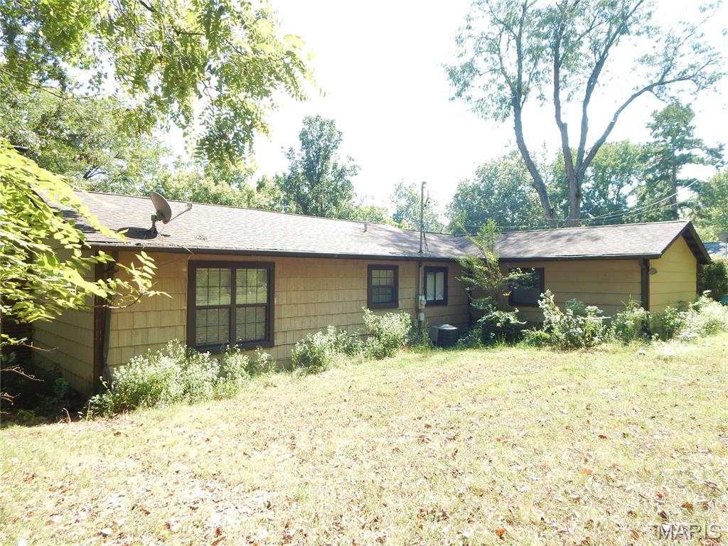 1475 Uthoff Drive