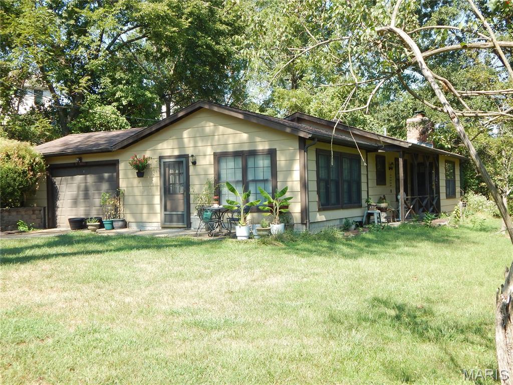 1475 Uthoff Drive