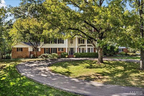 149 N Spoede Road Creve Coeur MO 63141