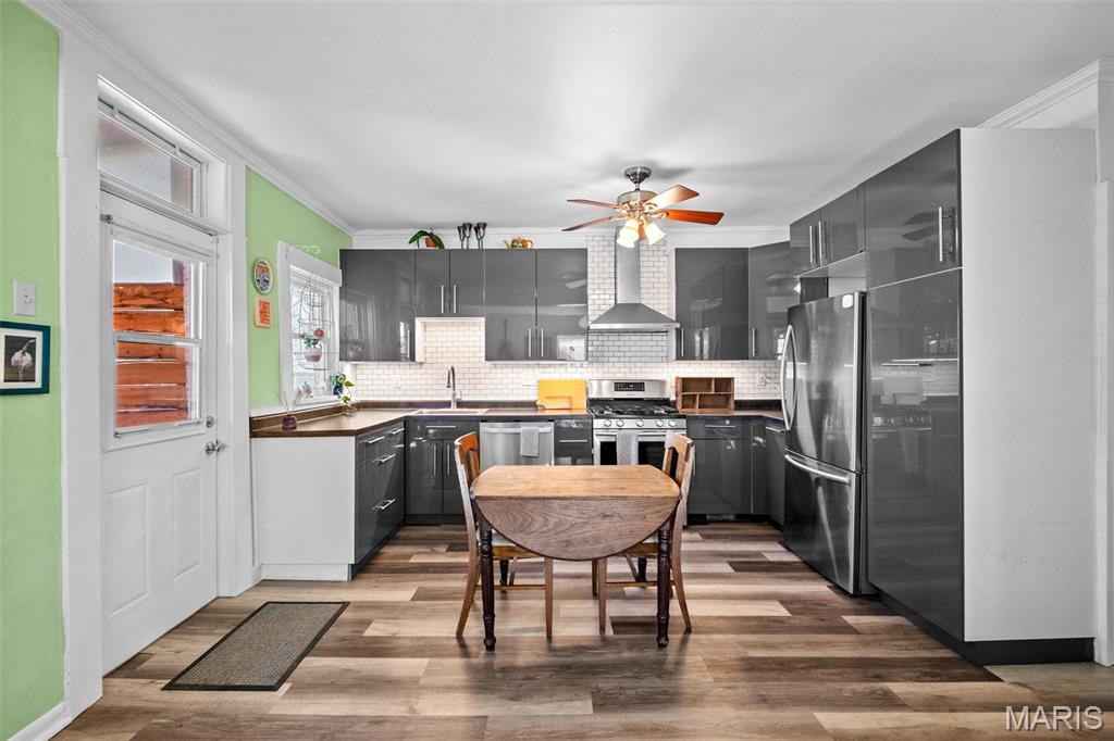 Brocketts Place Add - Residential