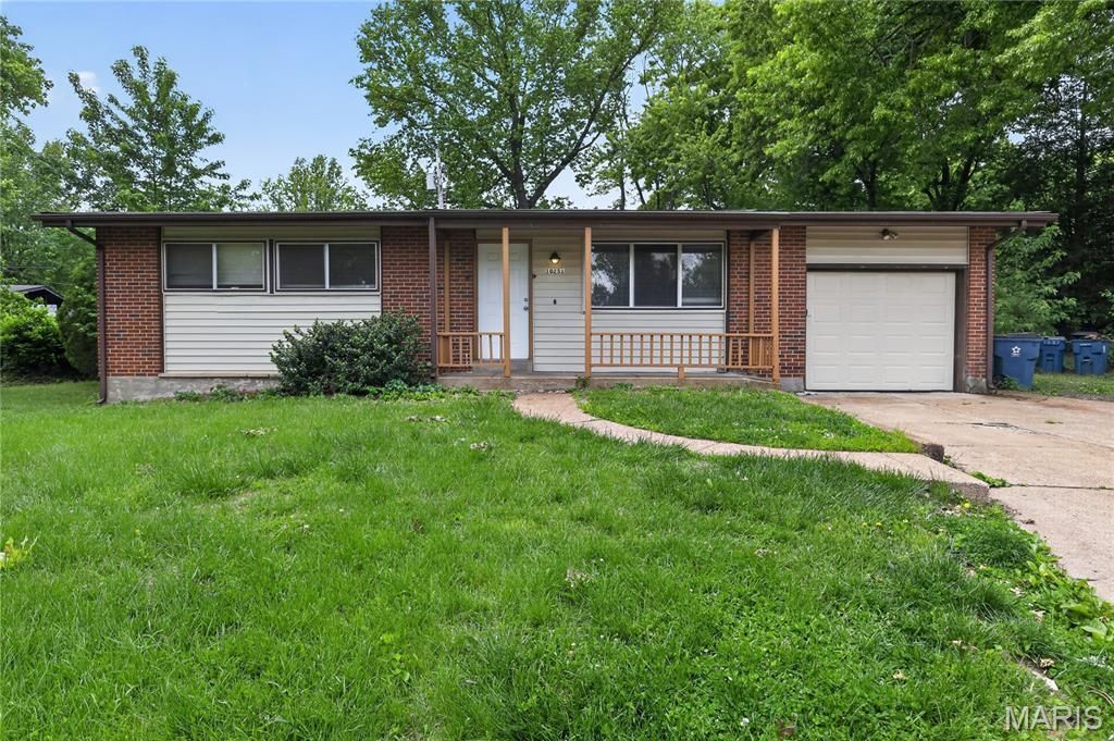 Photo of 10251 Dacey Court, St Louis, MO 63136 (MLS # 26026955)