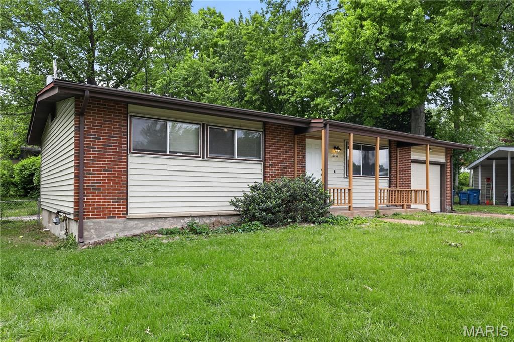 Photo of 10251 Dacey Court, St Louis, MO 63136 (MLS # 26026955)