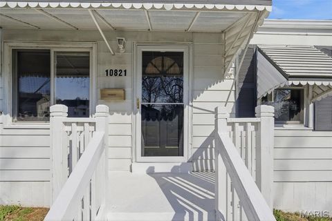 Tiny photo for 10821 Saint Xavier Lane, St Ann, MO 63074 (MLS # 26019051)