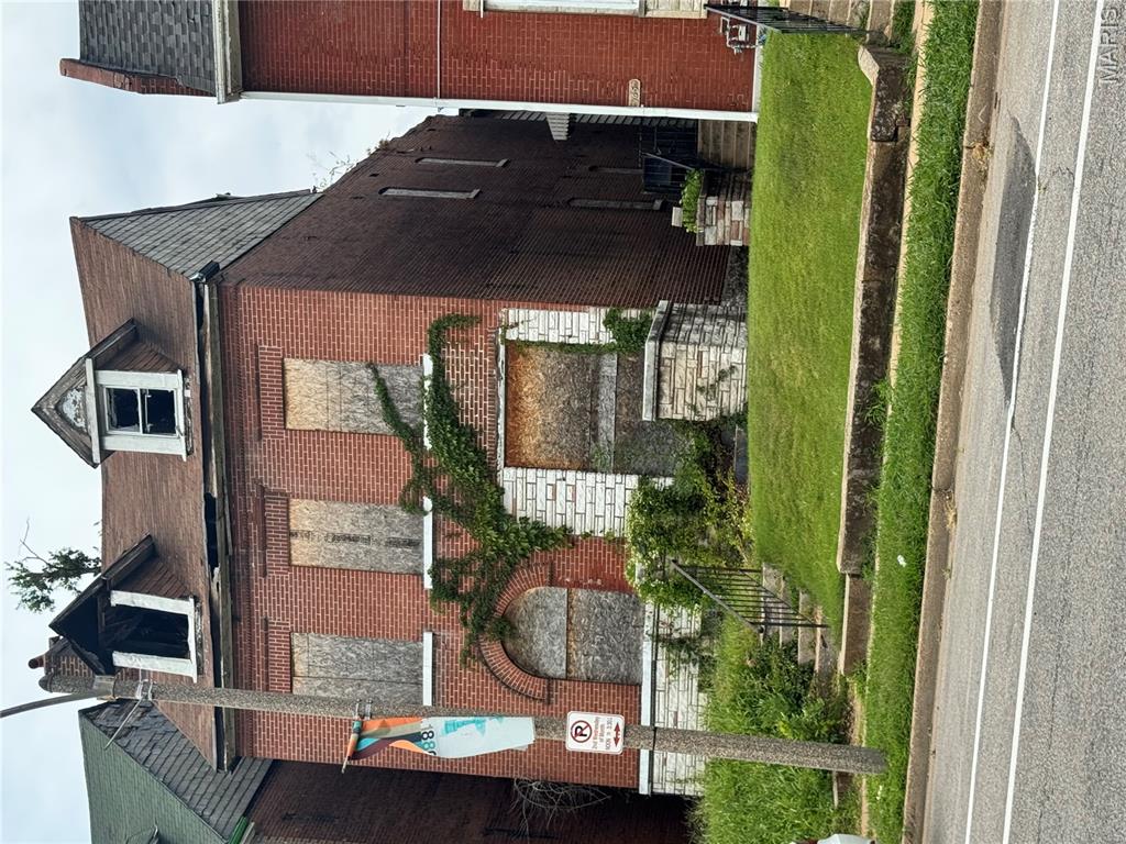 Aubert Place - Residential Income