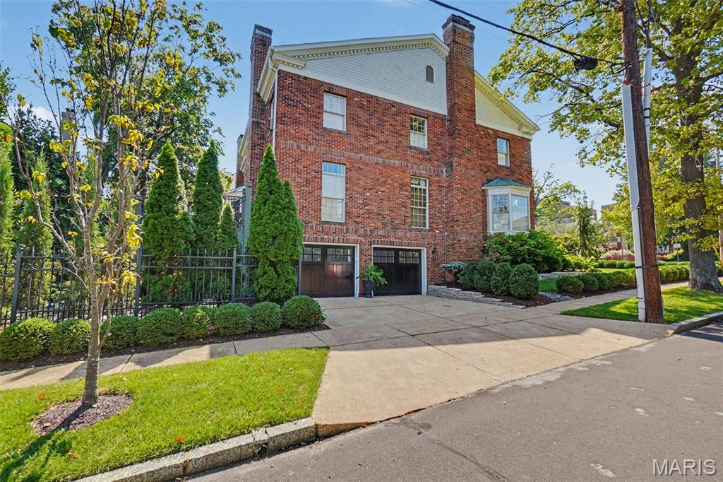 168 N Central Avenue