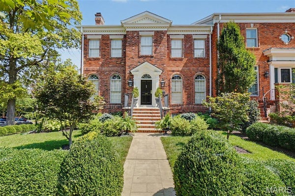 168 N CENTRAL AVE, CLAYTON, MO 63105 - Image 2523c9f90d2beb8d5ca6ffd5fa6685a1/841373475