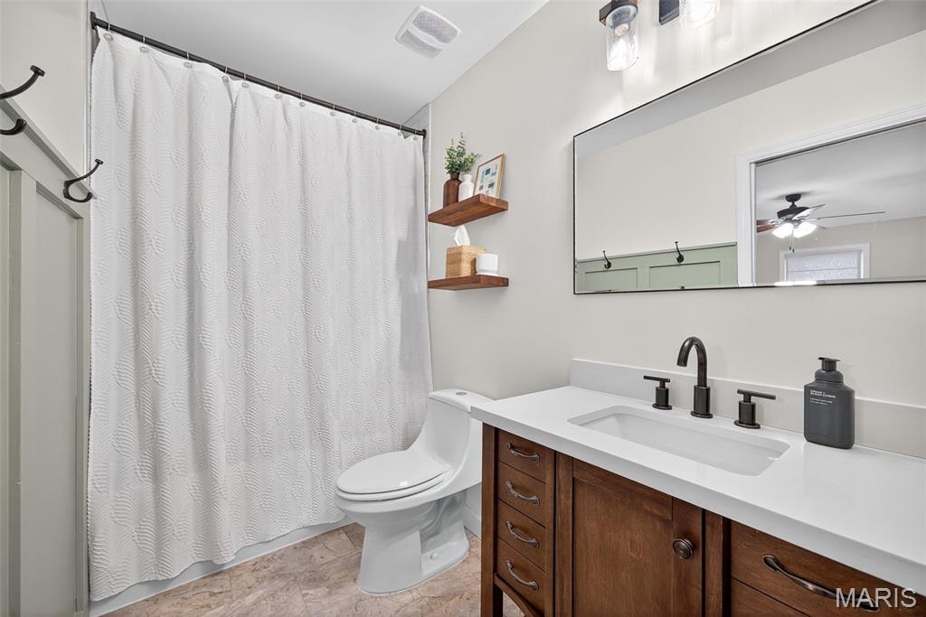 Winfield, Missouri 63389, United States, 3 Bedrooms Bedrooms, ,2 BathroomsBathrooms,Residential,Coming Soon,241661