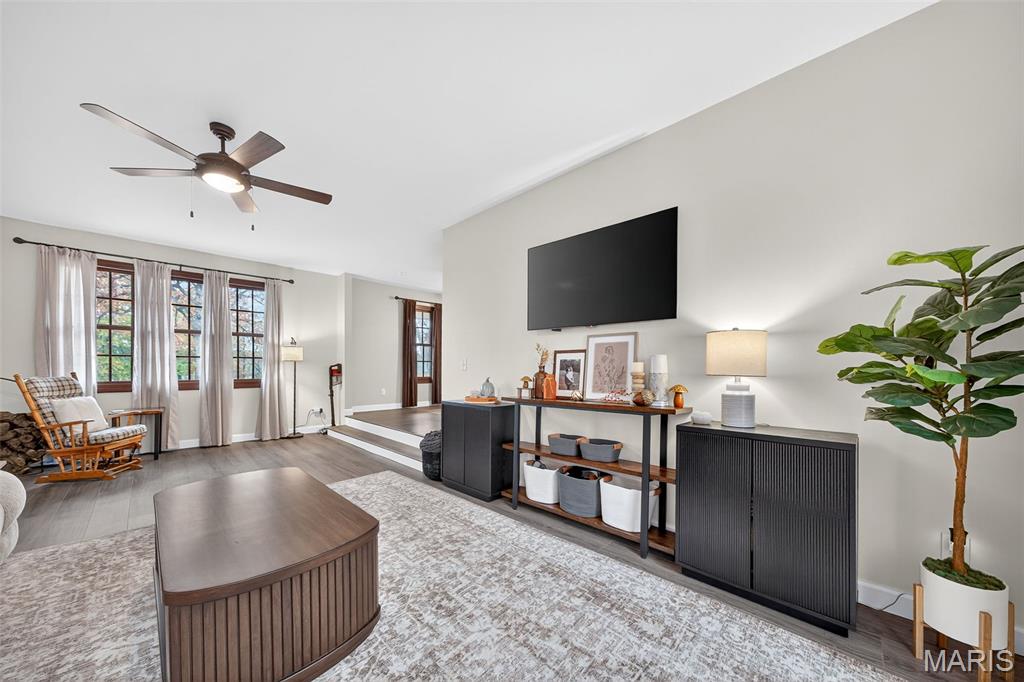 Winfield, Missouri 63389, United States, 3 Bedrooms Bedrooms, ,2 BathroomsBathrooms,Residential,Coming Soon,241661