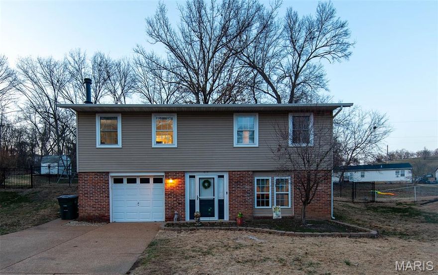 OPEN HOUSE SATURDAY 2/28/26 FROM 1:00 TO 3:00 PM.  Valley Park 3 bedroom 2 bathrooms, family room, garage, fenced yard with large covered patio, wood floors, fireplace, fully equipped kitchen, great house in a great neighborhood.