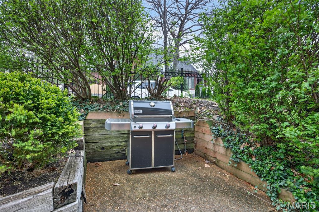 Fountain View - Residential