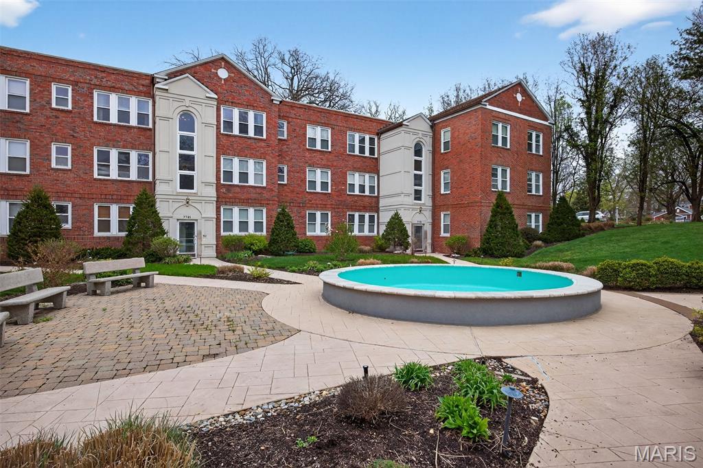 Fountain View - Residential