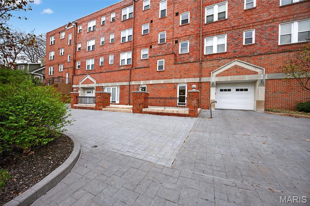 Fountain View - Residential