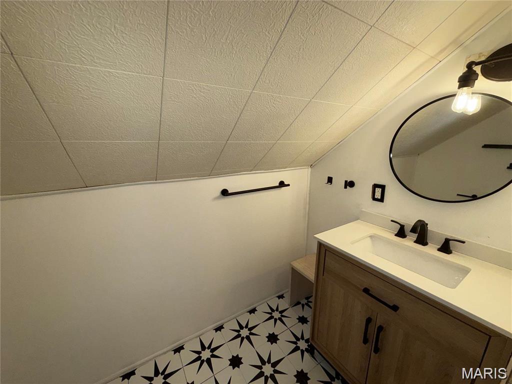 St Louis, Missouri 63139, United States, 4 Bedrooms Bedrooms, ,2 BathroomsBathrooms,Residential,Active,242093