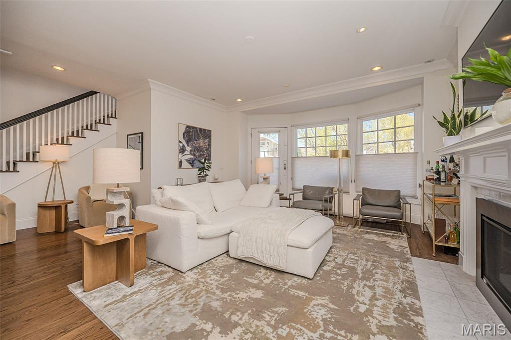 Maryland Place Condo - Residential