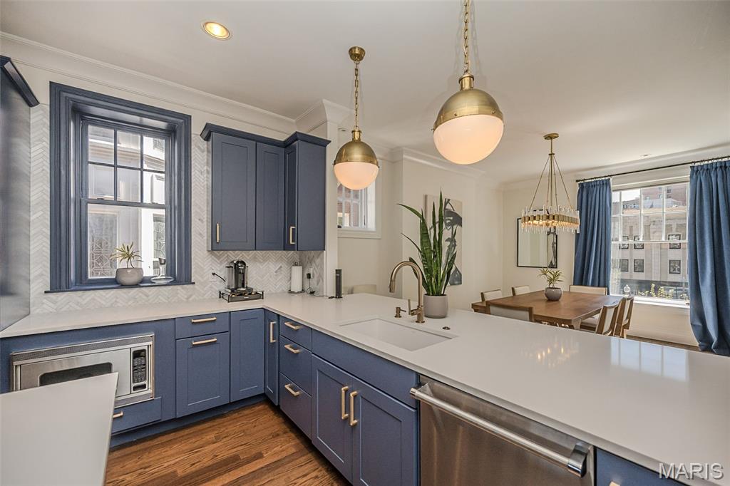 Maryland Place Condo - Residential