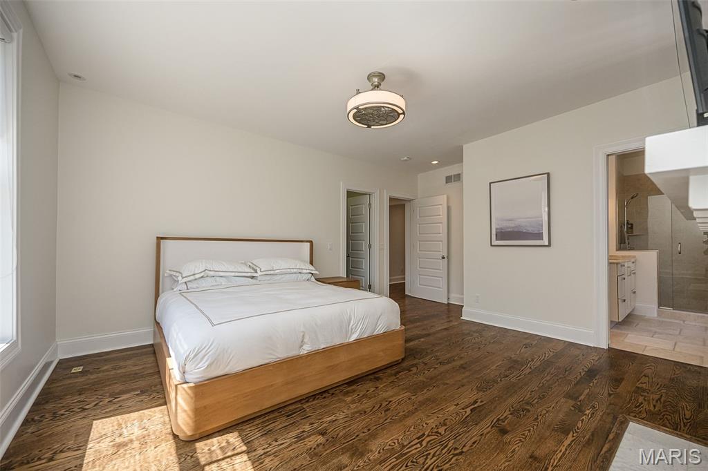 Maryland Place Condo - Residential