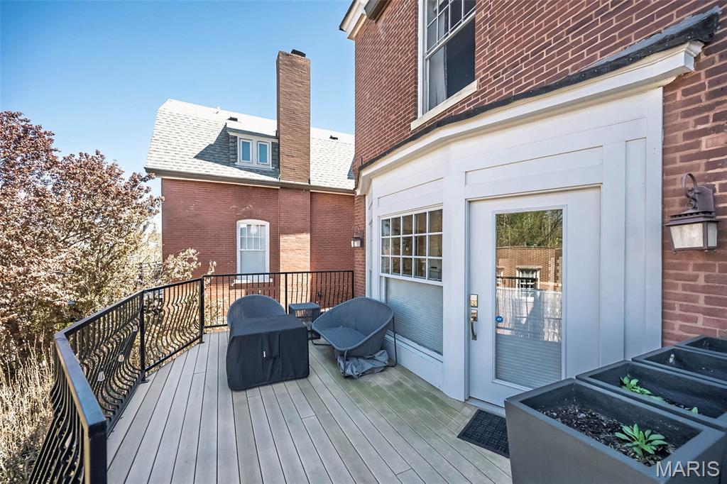 Maryland Place Condo - Residential