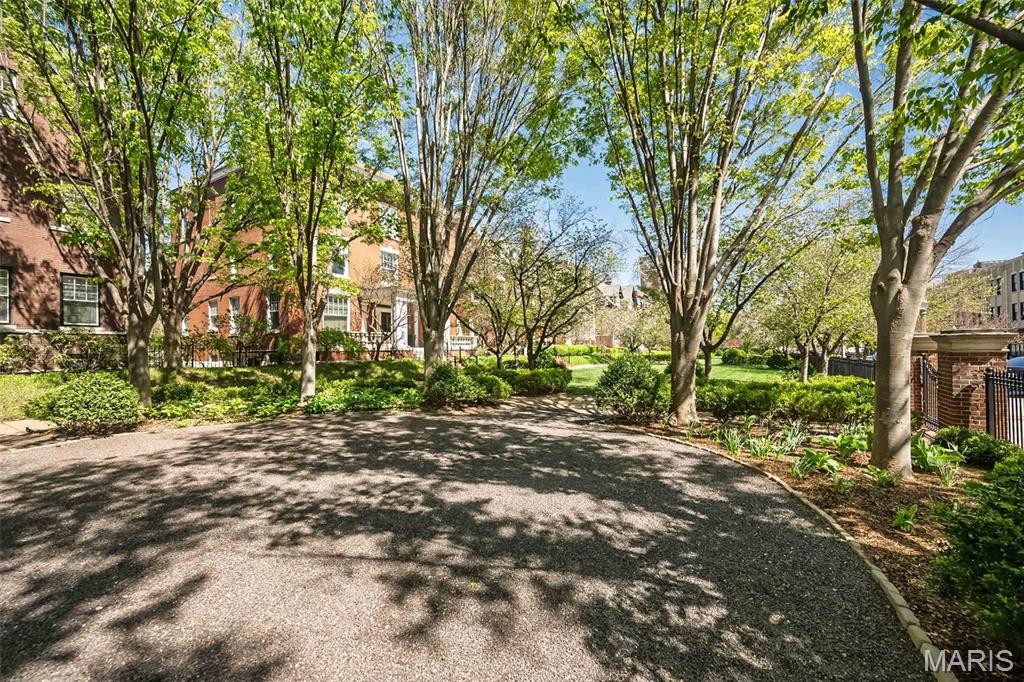 Maryland Place Condo - Residential