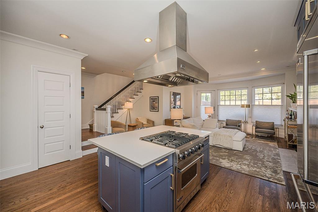 Maryland Place Condo - Residential