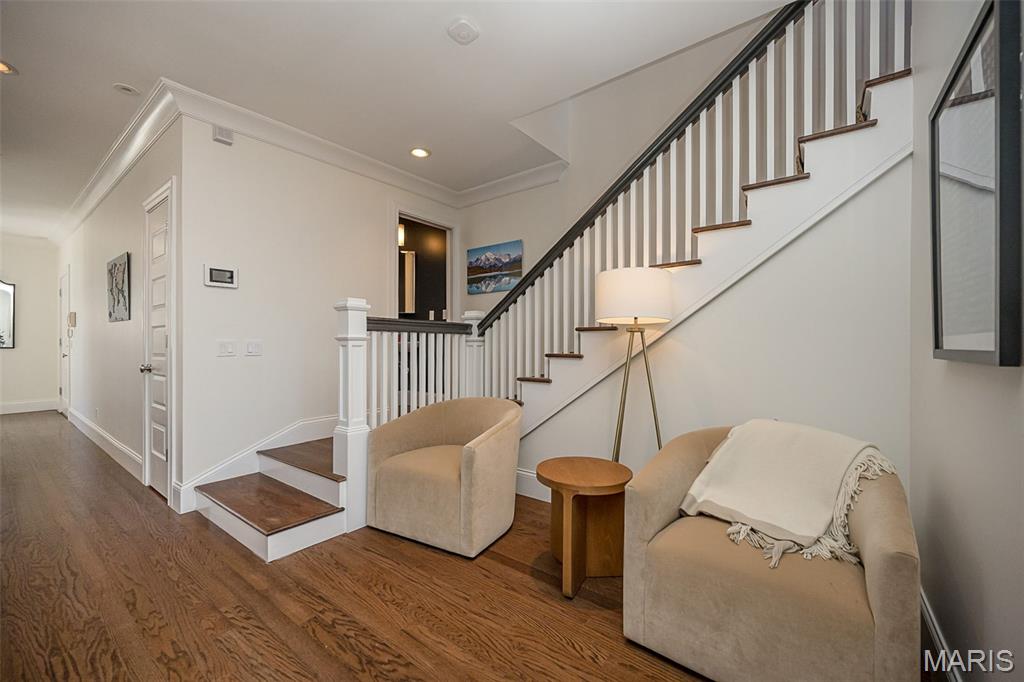 Maryland Place Condo - Residential