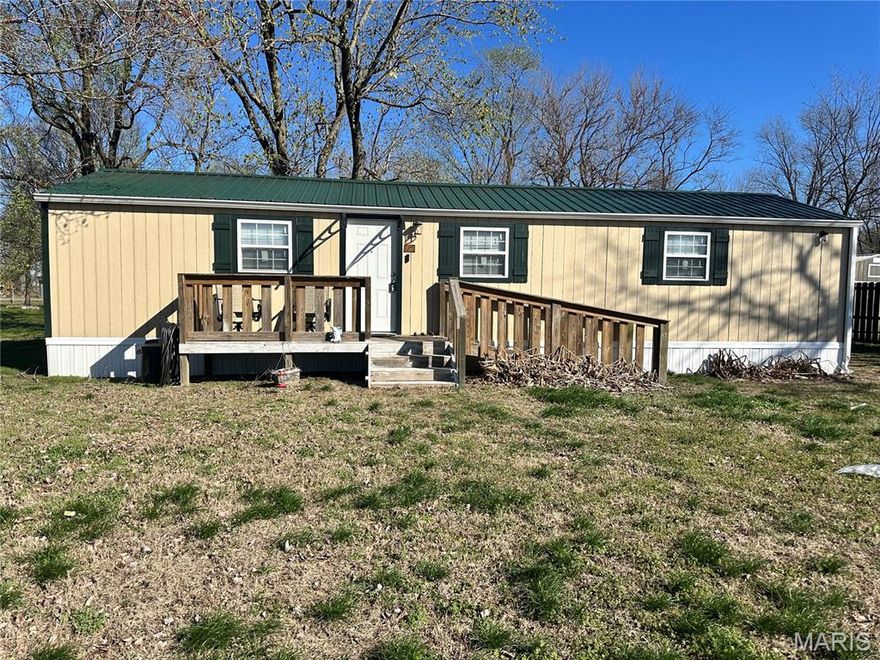 Welcome to this charming 2023 manufactured home located in the peaceful town of Bertrand, MO. This 1-bedroom, 1-bath home offers 768 square feet of efficient, low-maintenance living—perfect for a first-time buyer, downsizer, or investment opportunity.