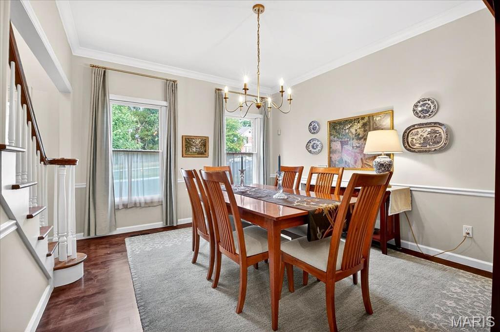 30 Webster Oaks