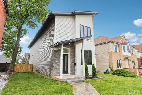 Tiny photo for 2925 Lafayette Avenue, St Louis, MO 63104 (MLS # 26028350)