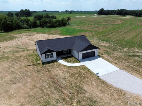 Tiny photo for 19661 Longspur Trail, Bowling Green, MO 63334 (MLS # 26045939)