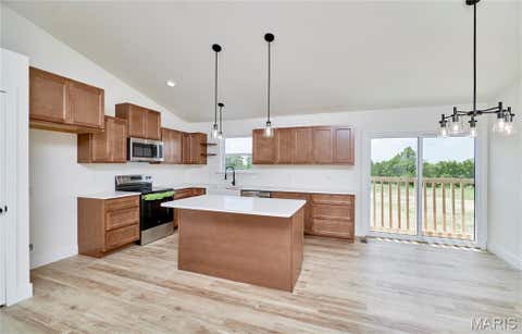 Tiny photo for 19661 Longspur Trail, Bowling Green, MO 63334 (MLS # 26045939)