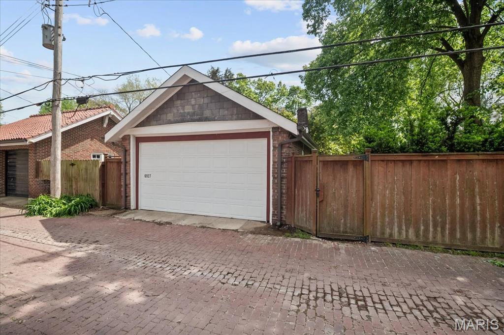 Ames Place - Residential