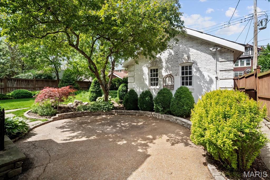 Ames Place - Residential