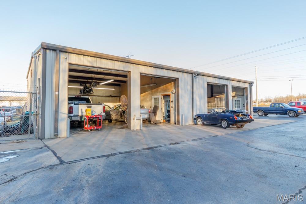 LEBANON ACREAGE - Commercial Sale