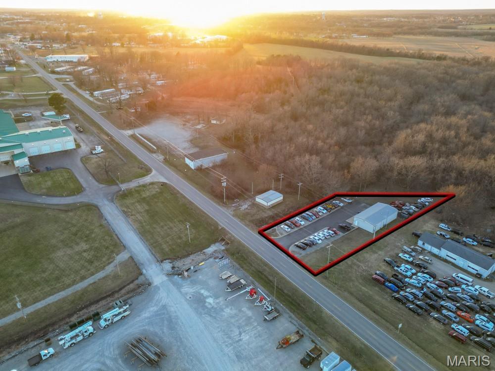 LEBANON ACREAGE - Commercial Sale