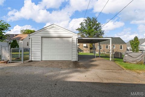 Tiny photo for 5210 Parker Avenue, St Louis, MO 63139 (MLS # 25070727)
