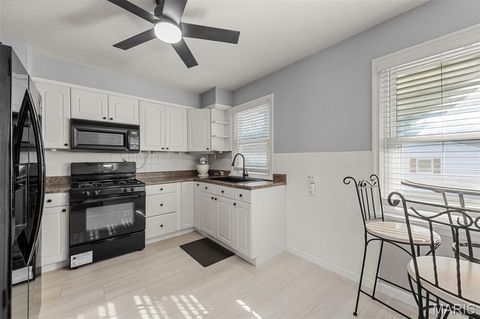 Tiny photo for 5210 Parker Avenue, St Louis, MO 63139 (MLS # 25070727)