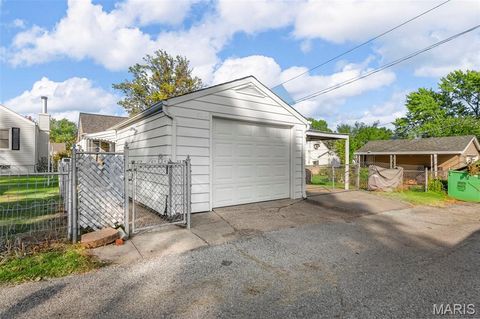 Tiny photo for 5210 Parker Avenue, St Louis, MO 63139 (MLS # 25070727)