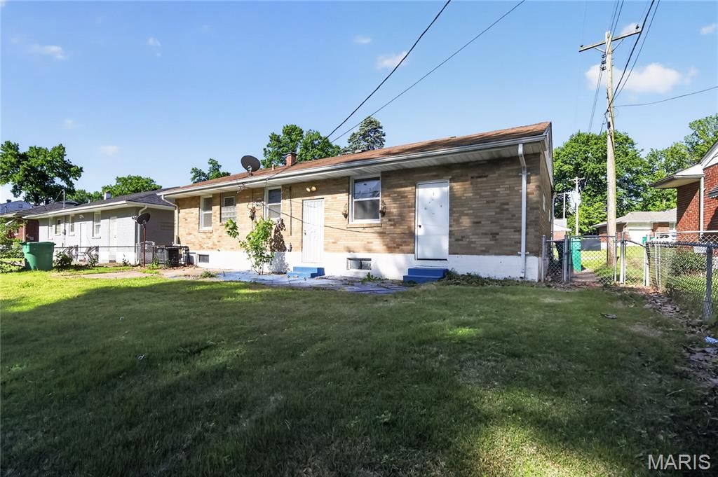 Photo of 9248 Filibert Drive, St Louis, MO 63137 (MLS # 26026229)