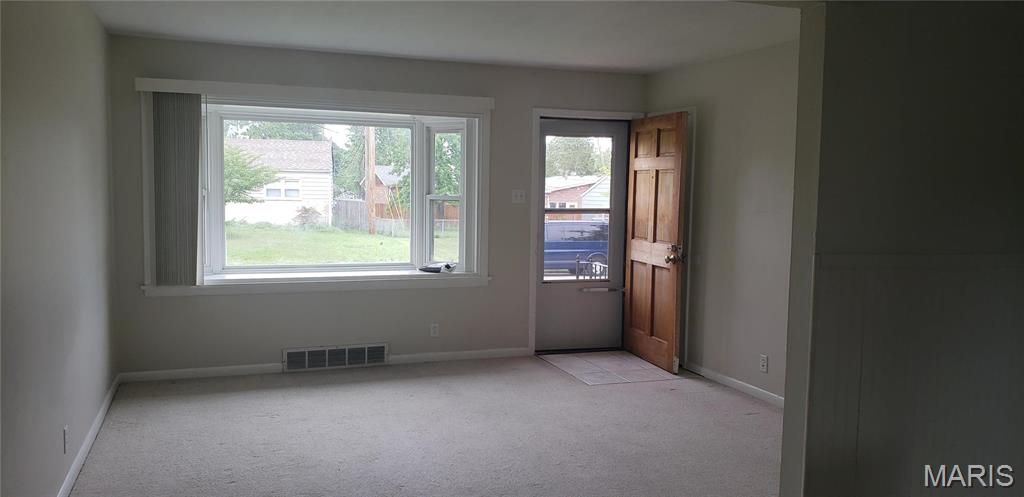 Photo of 10832 Three Court, St Louis, MO 63123 (MLS # 25073740)