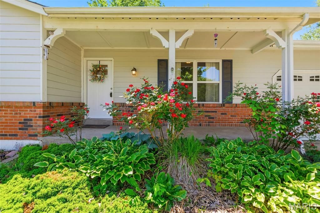 Photo of 806 Pepper Lane, OFallon, MO 63366 (MLS # 26024813)