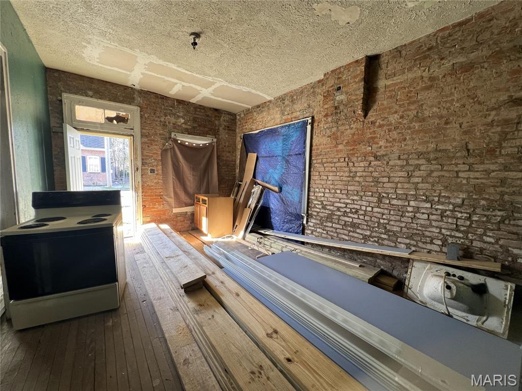 Unknown - Residential