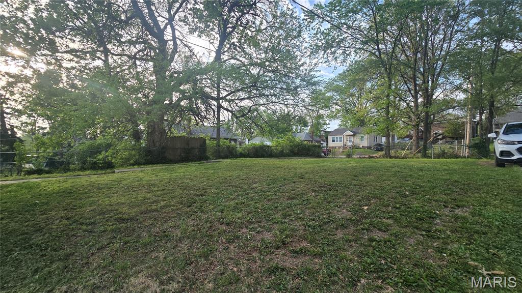 Desoto Place Lts 26 Thru 28 Resub - Residential