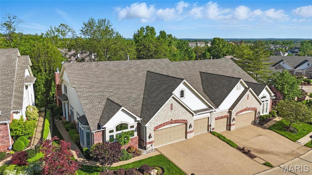 735 Stonebluff Court