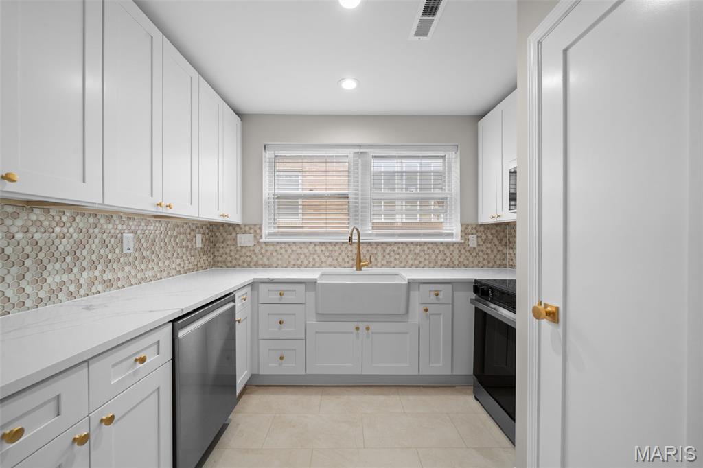 York Place Condo - Residential