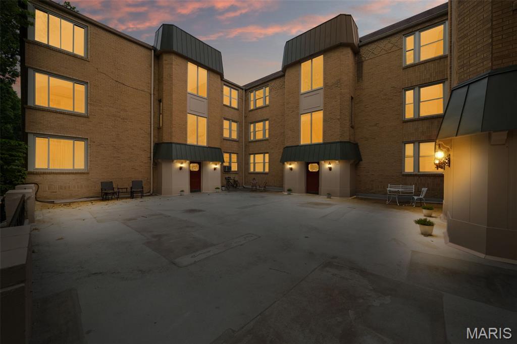 York Place Condo - Residential