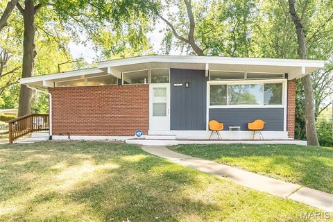 8328 Latty Avenue Hazelwood MO 63042
