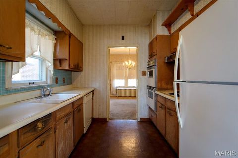 Tiny photo for 618 S Rock Hill Road, Webster Groves, MO 63119 (MLS # 26001346)